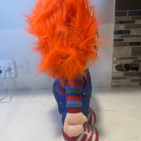 17” Gemmy Chucky Halloween Greeter, features Chucky in his signature overalls. - Picture 5 of 7